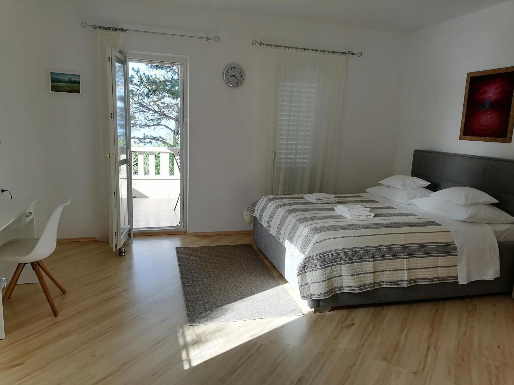 Apartmani Sruk Sukošan Exteriör bild